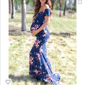 Floral maternity gown